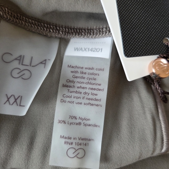 NWT CALIA Inspire Collection High-Rise Bike Shorts XXL Dark Grey - Picture 7 of 12